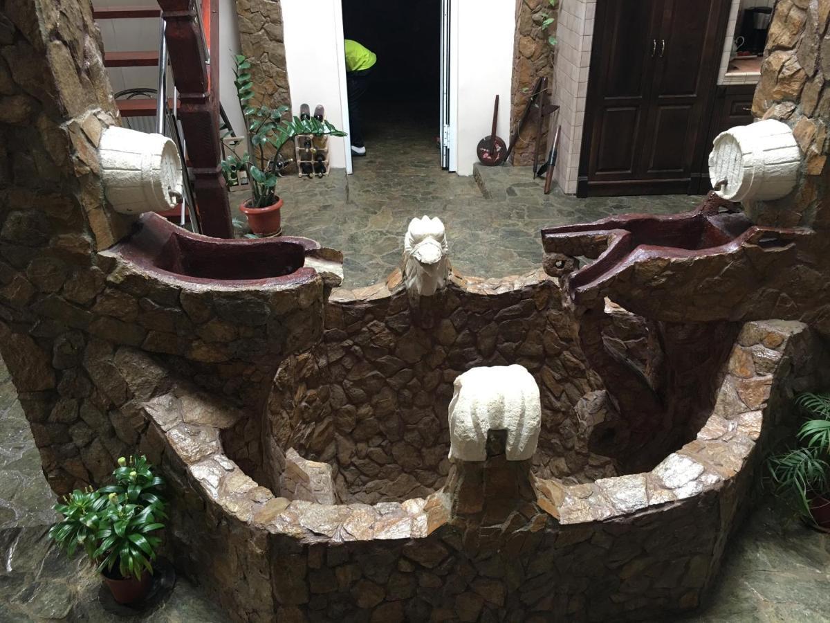 Wineyards Salin Bed & Breakfast Turda Ngoại thất bức ảnh