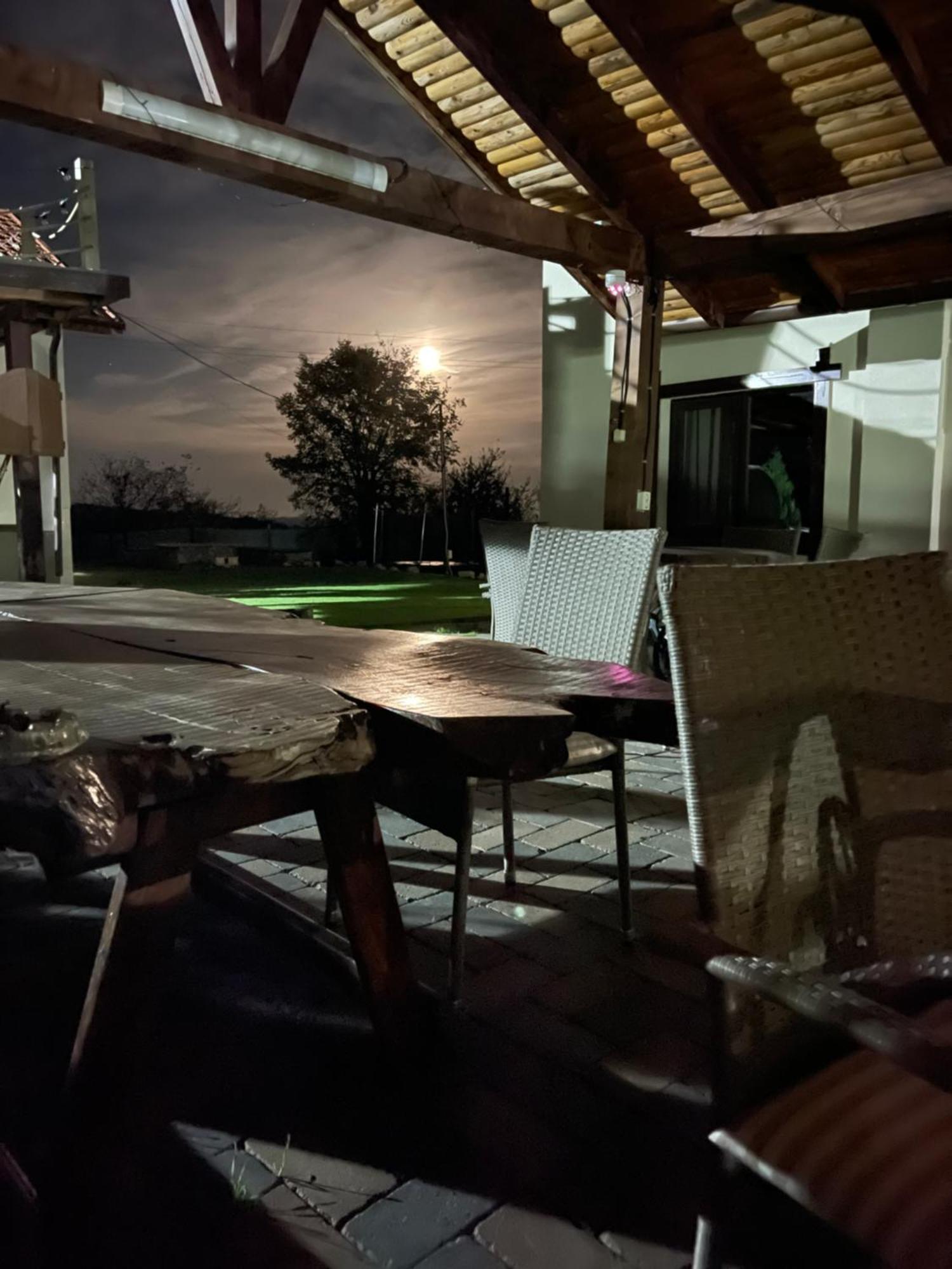 Wineyards Salin Bed & Breakfast Turda Ngoại thất bức ảnh